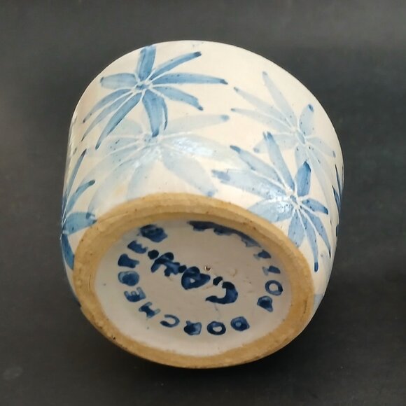 VTG Dorchester Pottery Sugar Bowl and Creamer Blue Stars Signed C.A.H. Set of 2 - Picture 3 of 12